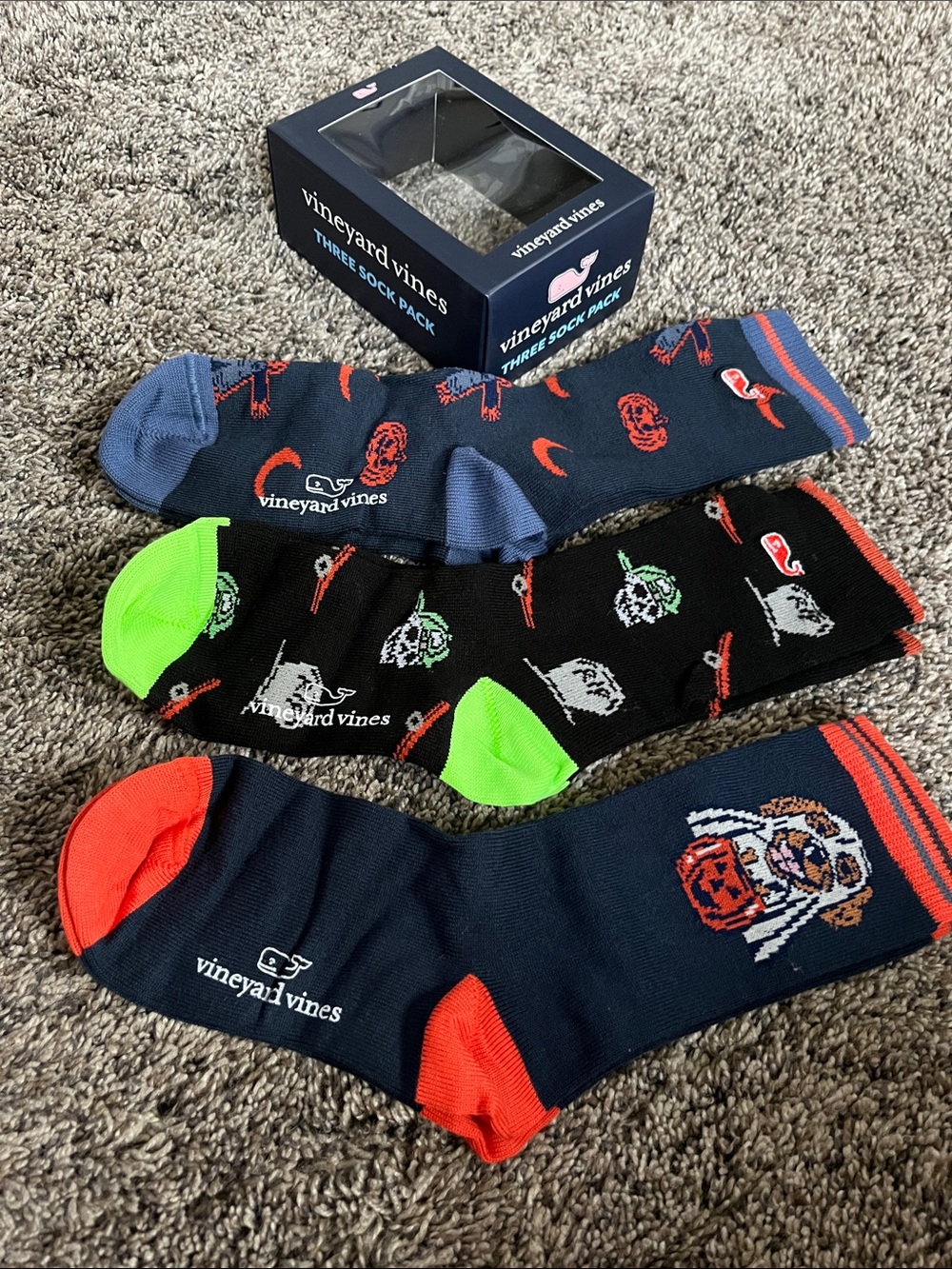 Vineyard Vines Navy & Black boys’. Novelty Sock 3-Pack with Dog & Whale Motifs.